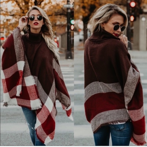 sarrah Sweaters - 1 hr sale New Cozy Chic Plaid Turtleneck Poncho